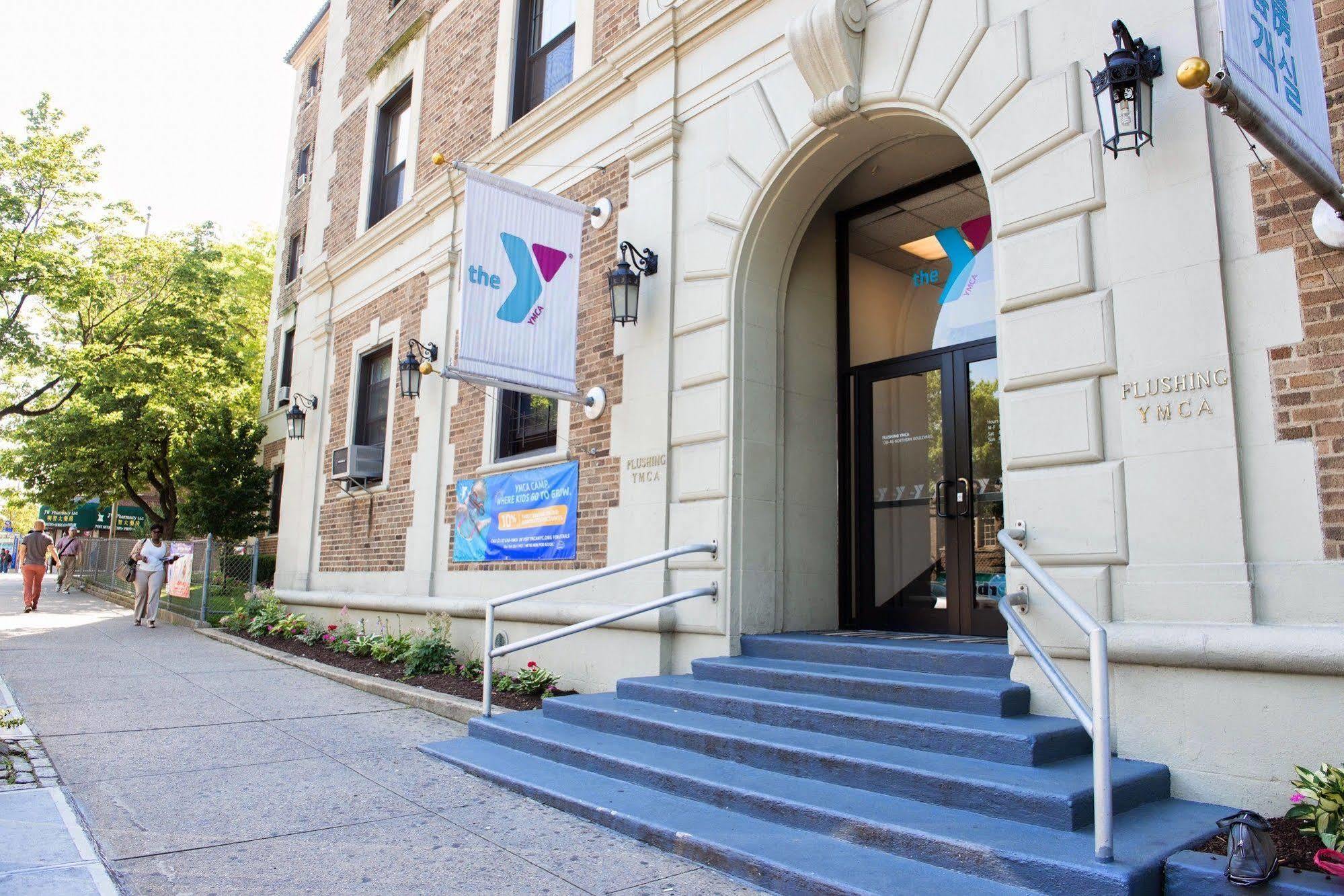Flushing Ymca Hostel New York Exterior foto